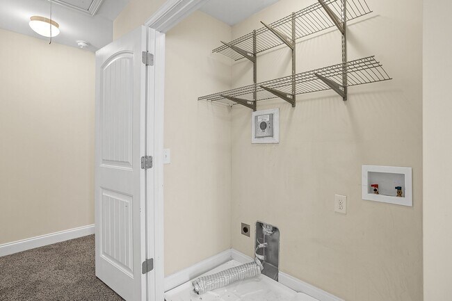 Building Photo - 190 Canyon Oak Loop