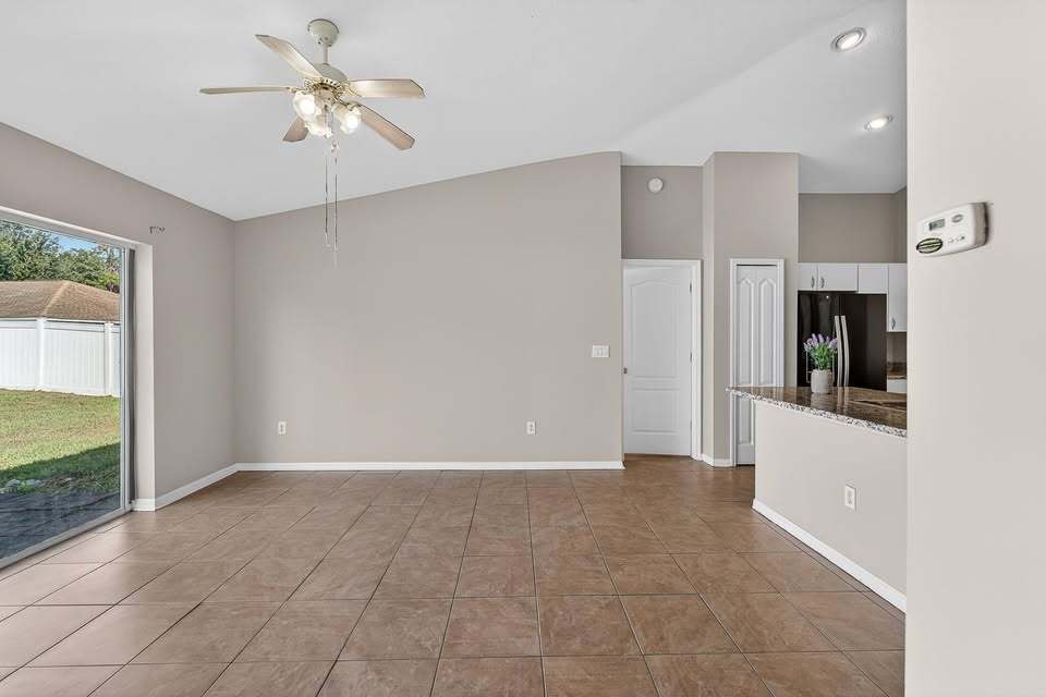 Building Photo - 508 Sonoma Dr