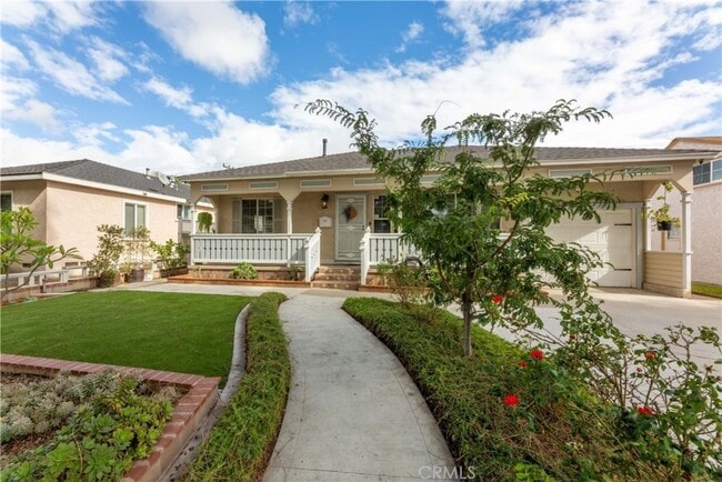 Building Photo - 5634 Oliva Ave