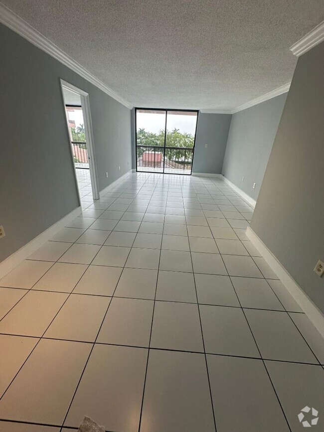 Building Photo - 7040 SW 24th St