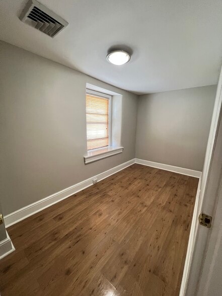 Building Photo - 3030 Butler Pike
