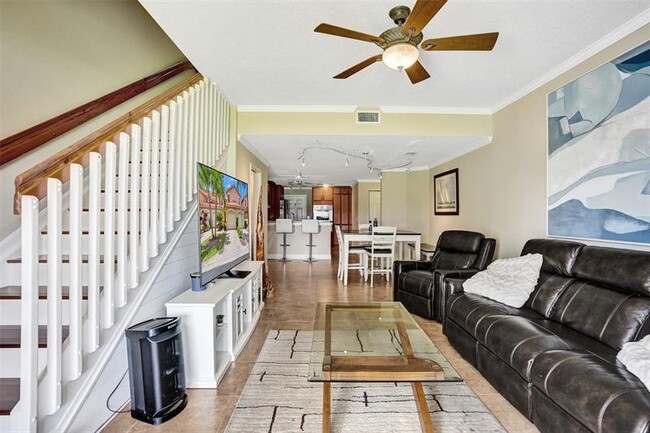 Building Photo - 4059 Crystal Lake Dr