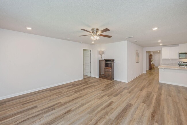 Building Photo - 3041 Heritage Plantation Blvd