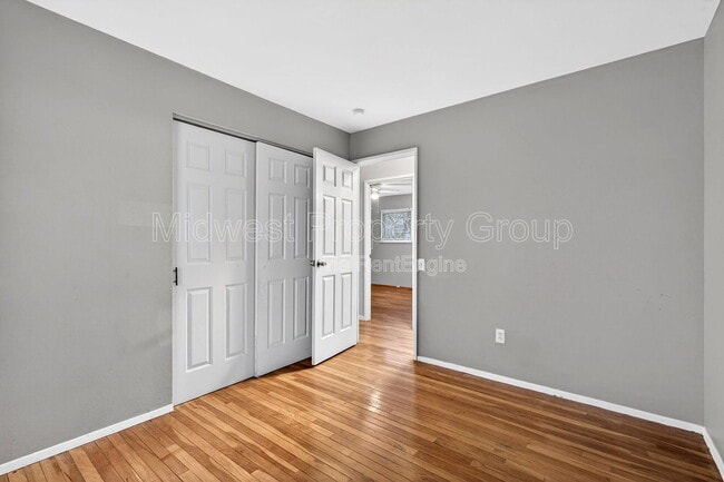 Building Photo - 1165 Lees Ln