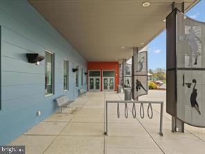 Building Photo - 9704 Glassy Creek Way