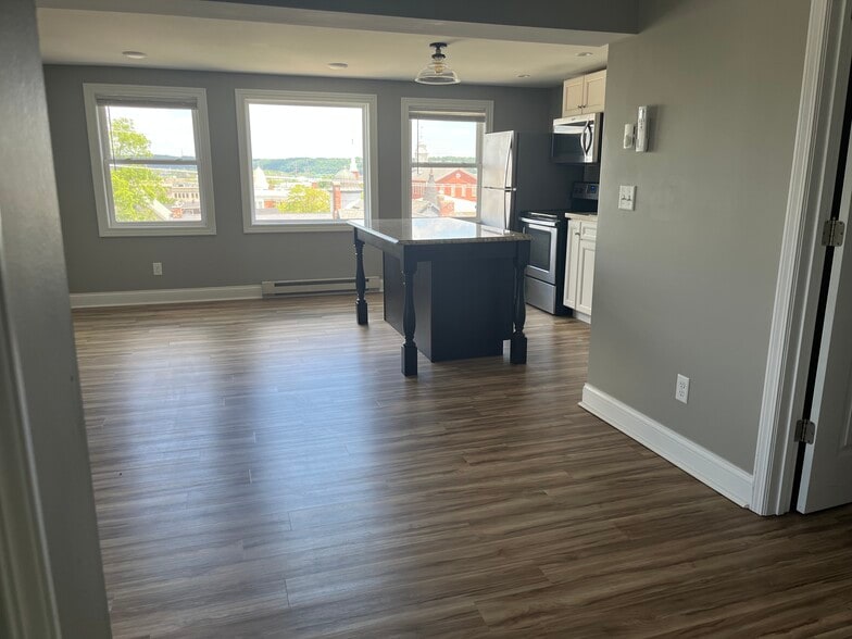 Breathtaking View of Wisconsin and beyond - 1358 Locust St