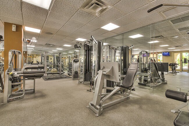 Building Photo - 260 E Flamingo Rd