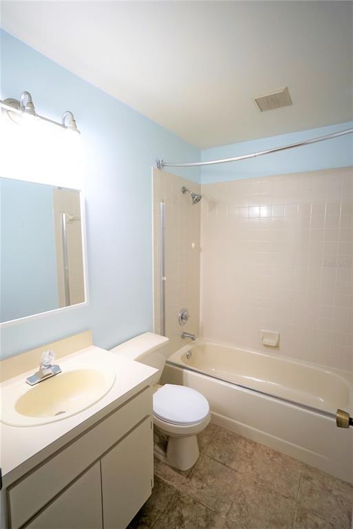 Building Photo - 11110 Windpoint Dr