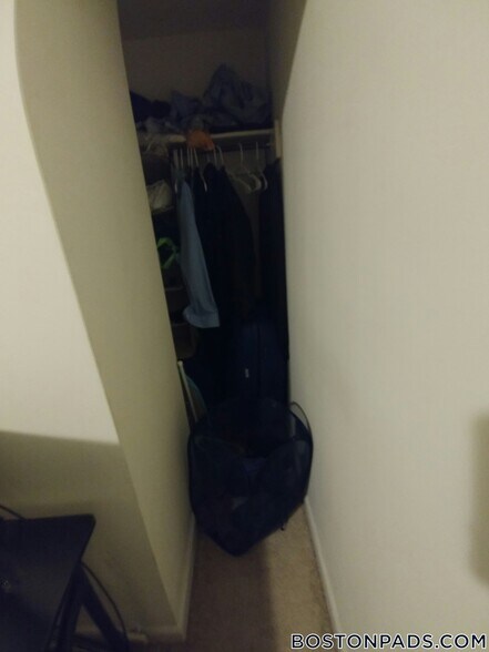 Building Photo - 1223 Beacon St