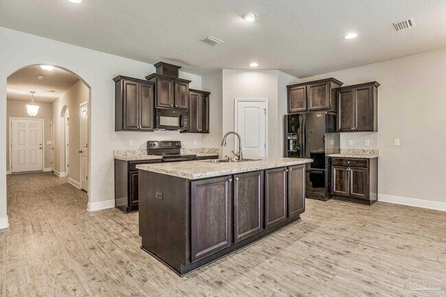 Building Photo - 8605 Bucklebury Dr