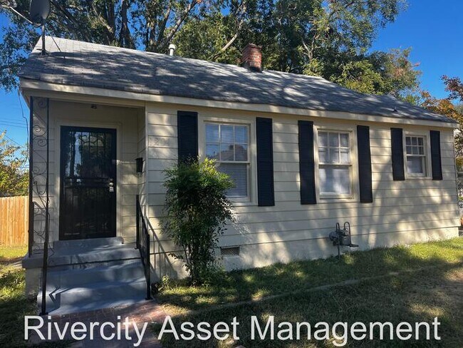 Primary Photo - Spacious and Beautiful Renovated Home In Nutbush Area!!