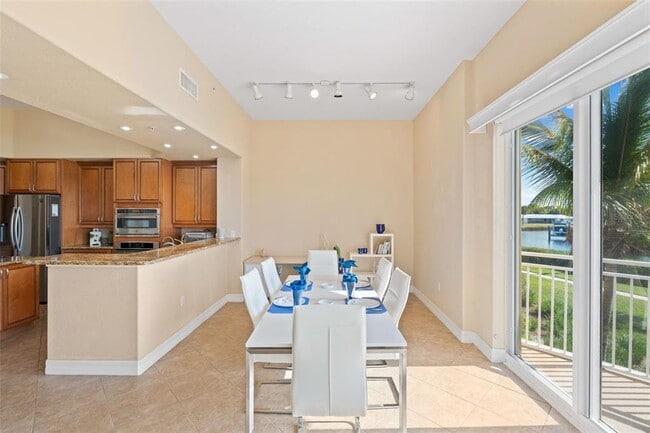 Building Photo - 6100 Jessie Harbor Dr