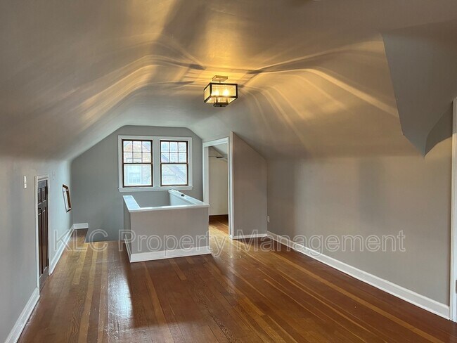 Building Photo - 2909 46th St