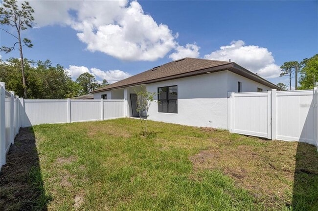 Building Photo - 20 Pine Hill Ln
