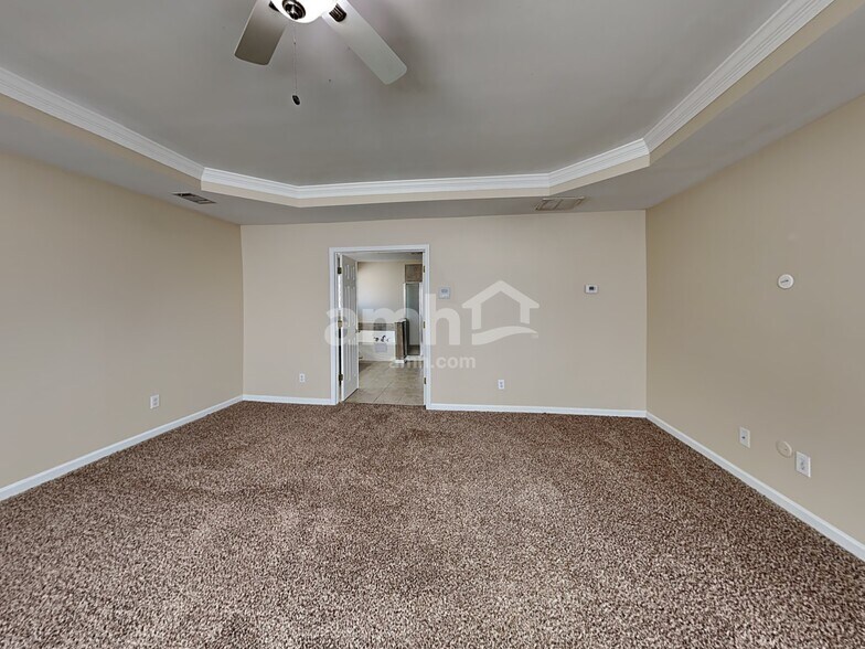 Building Photo - 586 Creek Valley Ct