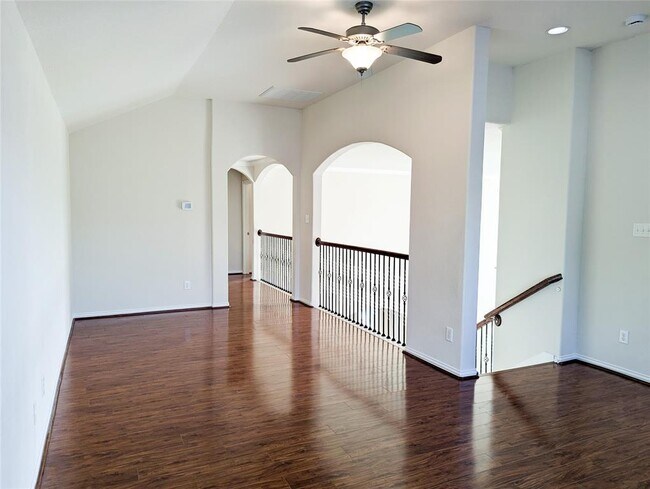 Building Photo - 6026 Oxford Lake Dr