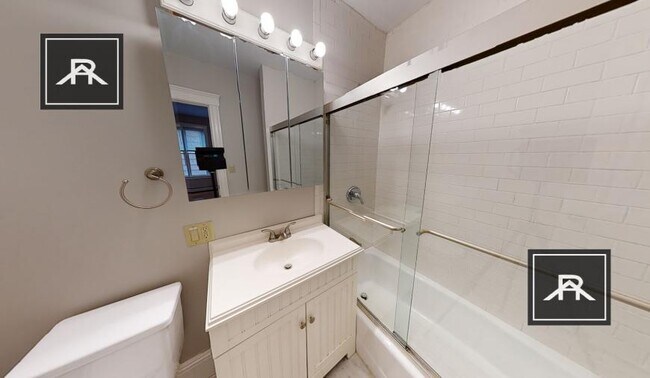 Building Photo - 3 bedroom in Somerville MA 02143