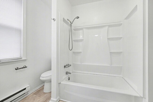 Building Photo - 6710-6720 Clearfied St