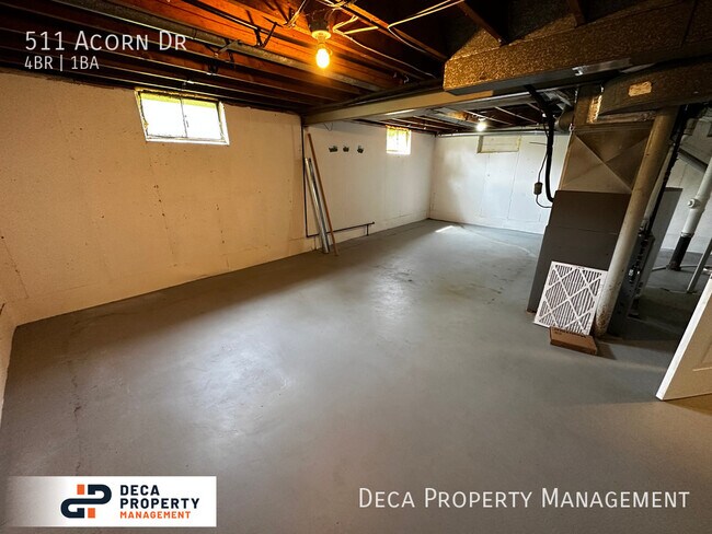 Building Photo - 4 Bedroom House in Lindbergh School District!