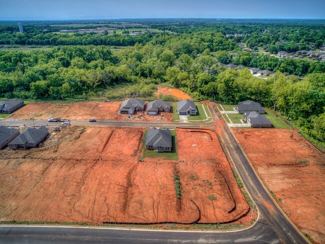 Building Photo - Brand New Home In Noble!