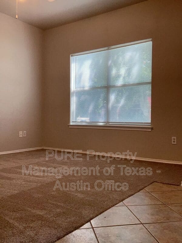 Building Photo - 302 Windridge Village Cove