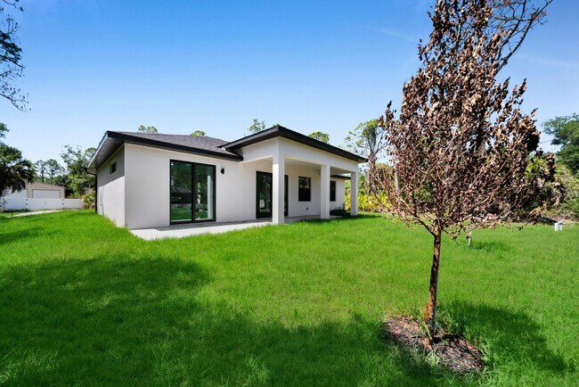 Building Photo - Be the first in occupy this 2025 constructed home in the city of North Port,FL! Qualify for a dep...