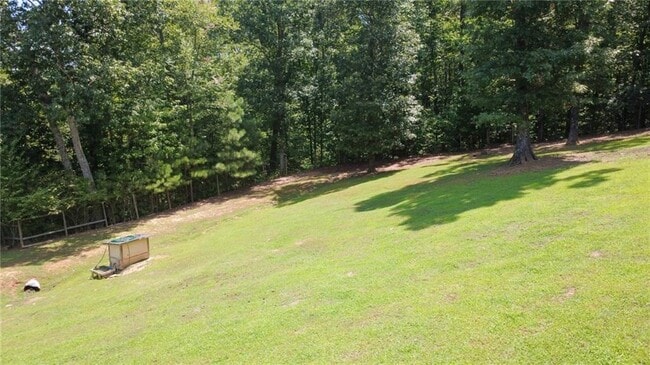 Building Photo - 268 Creek Bank Dr