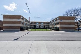 Building Photo - 7901 S Paxton