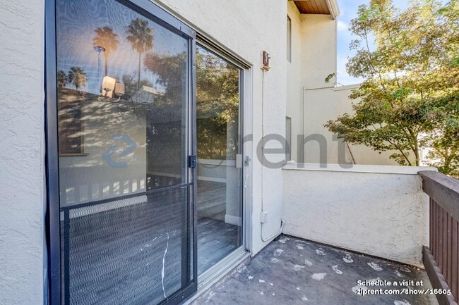 Building Photo - 1680 Laguna St