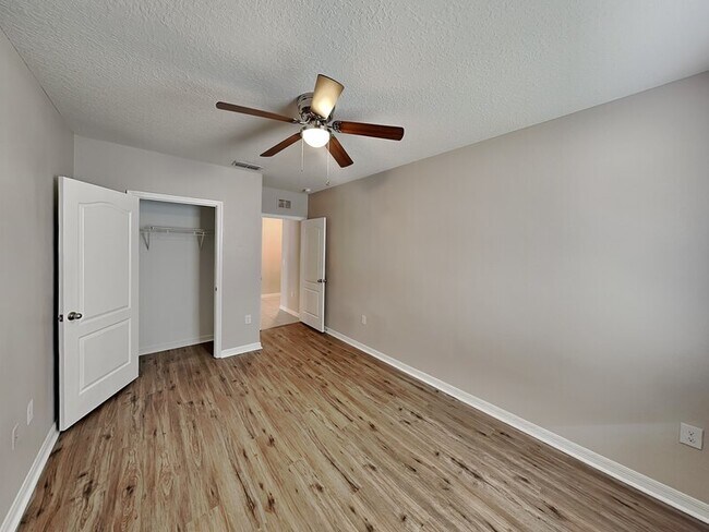 Building Photo - 361 Honey Bell Rd