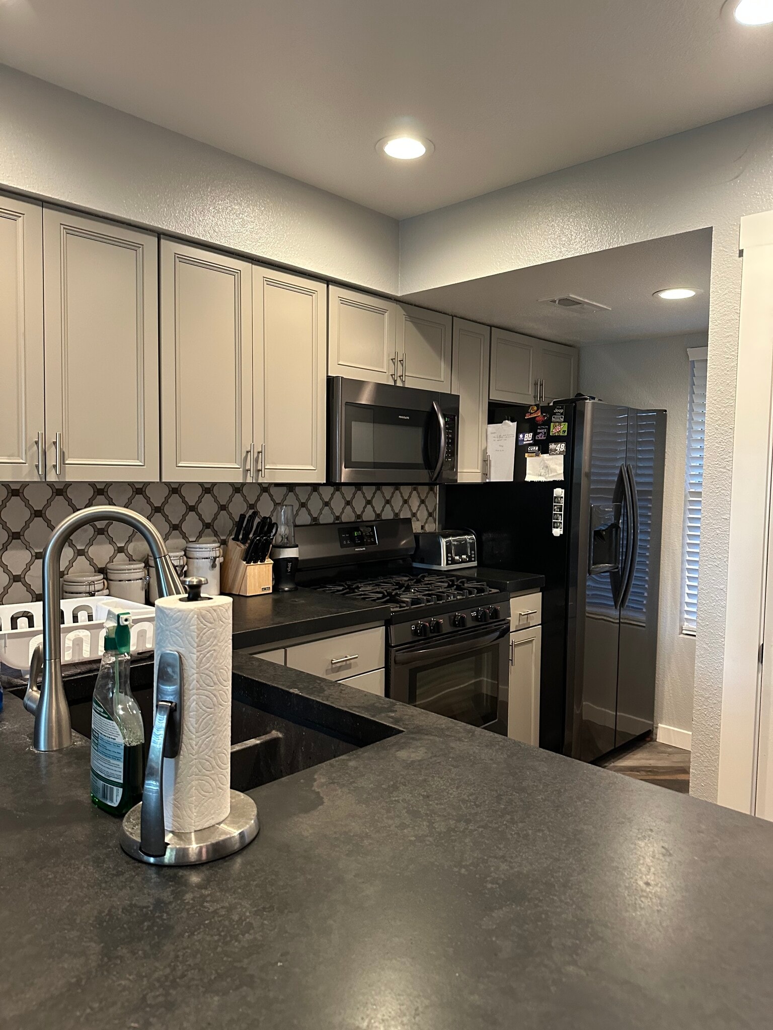 Kitchen - 2910 Pennyroyal Dr