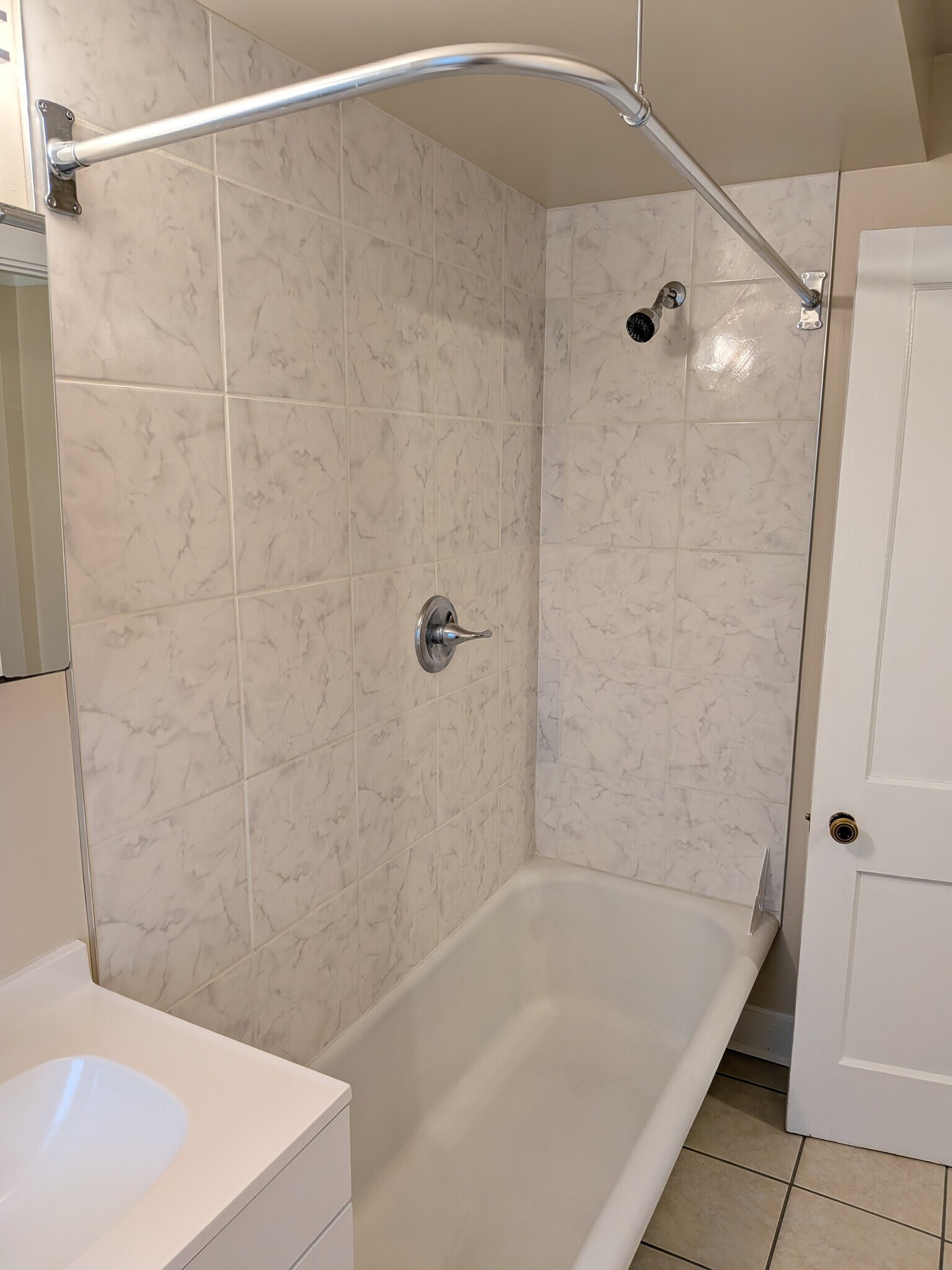 Building Photo - 3940 Beech St