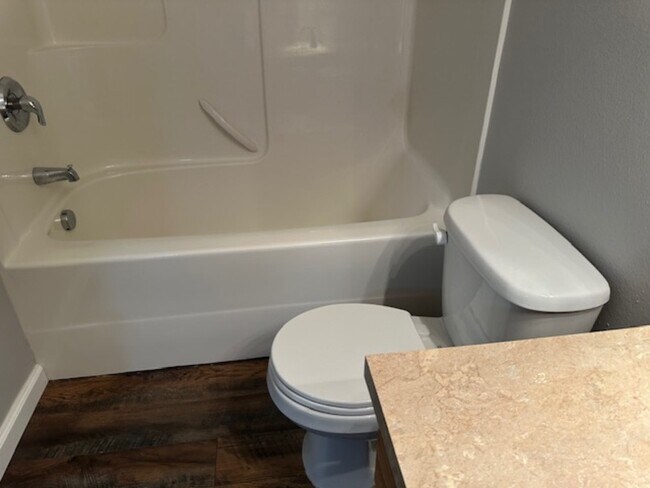 Building Photo - 223 Pioneer Dr