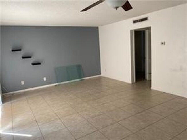 Building Photo - Orlando 1 bedroom Rental