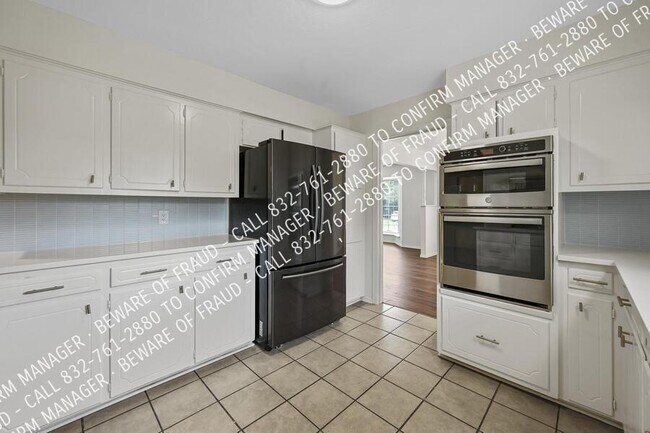 Building Photo - 13346 Purple Sage Rd