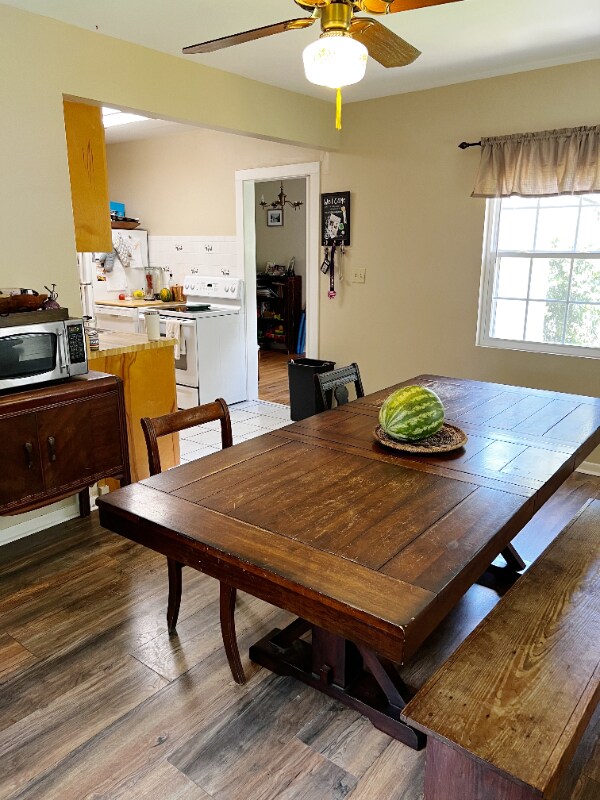 Building Photo - 1529 Yancey St