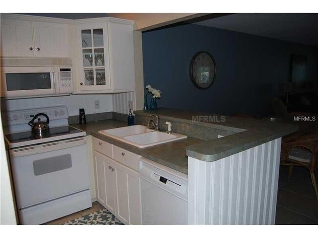 Building Photo - TREASURE ISLAND WATERFRONT CONDO