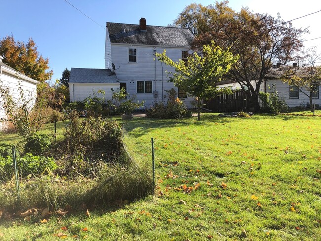 Building Photo - 3 Bedroom House w/Bonus Loft in North Fargo