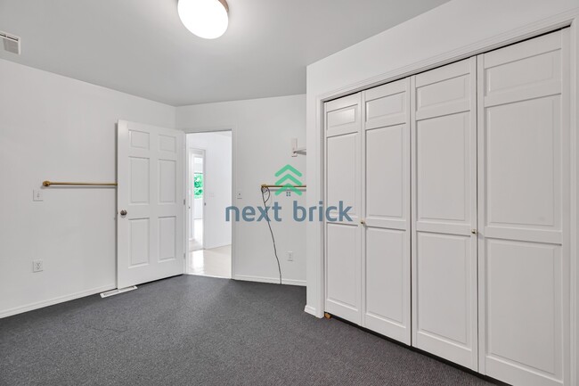 Building Photo - Beautiful home with 4 beds, 3.5 baths for rent