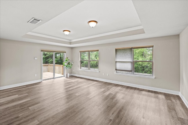 Building Photo - 515 Vale Loop