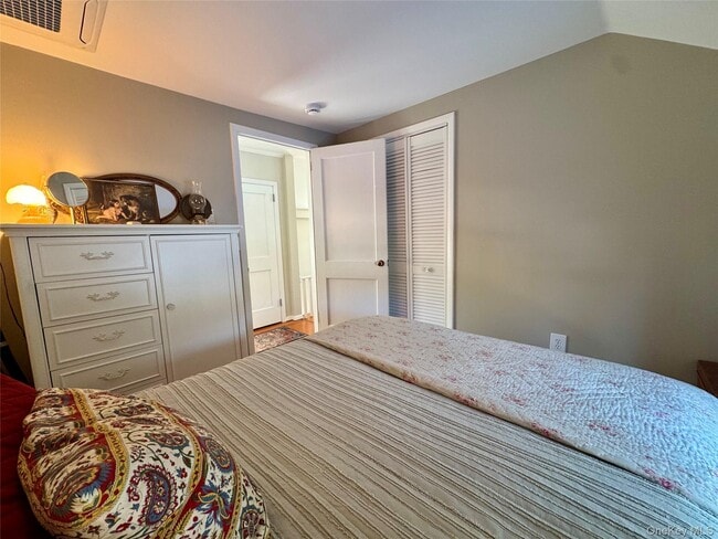 Building Photo - 1070 Town Harbor Ln