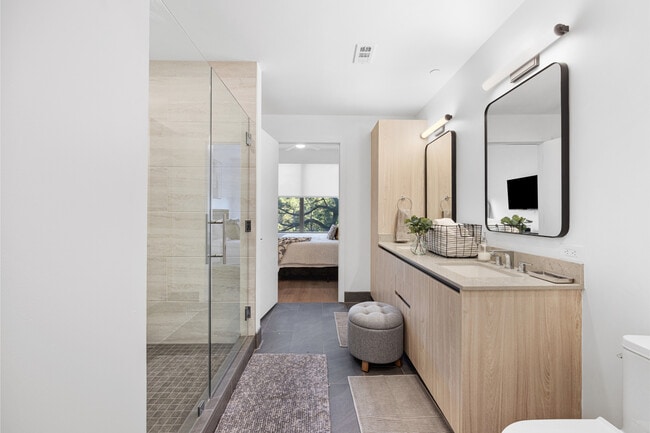 Building Photo - 1 Riva Row