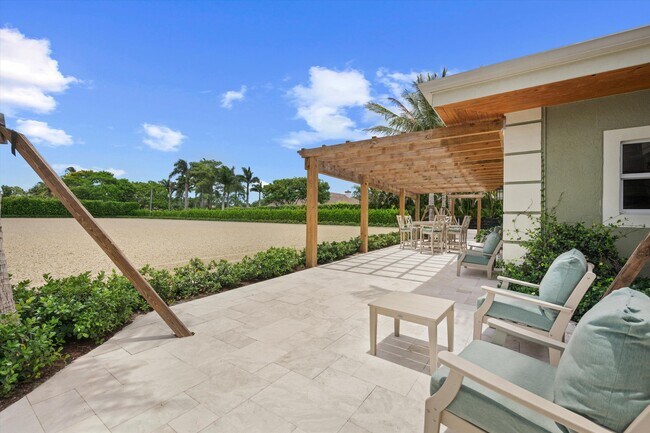 Building Photo - 14410 Equestrian Way