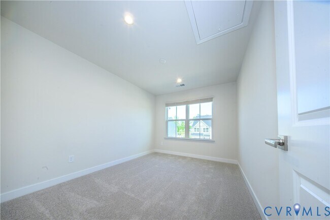 Building Photo - 10637 Pink Lily Ln