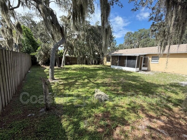 Building Photo - 1009 Marlene Dr