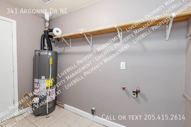 Building Photo - 341 Argonne Dr NE