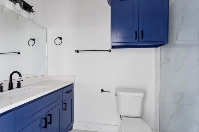 Building Photo - 5811 Northridge Dr