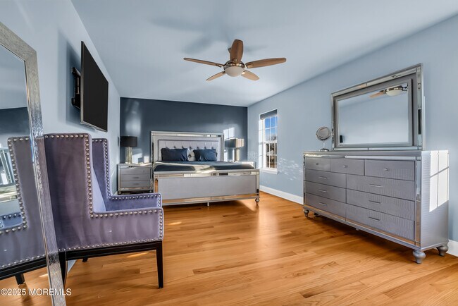 Building Photo - 132 Chelton Ave