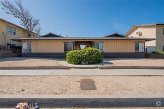 Building Photo - 342 E Lancaster Blvd