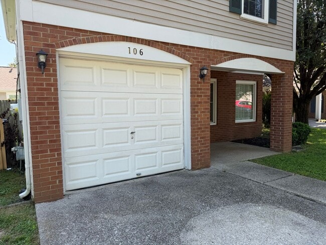 Building Photo - 106 Meridian Ct